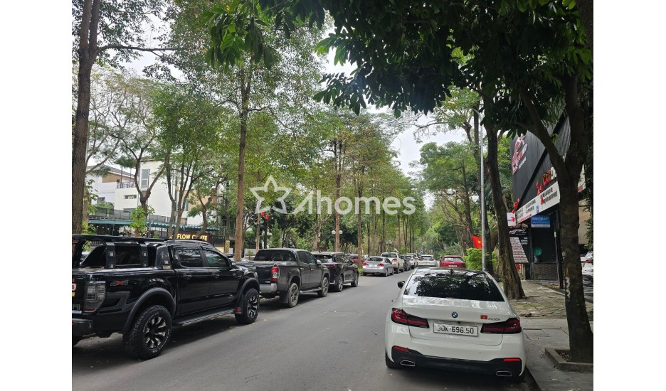 Bán biệt thự song lập TÂY LINH ĐÀM view công viên 200m2